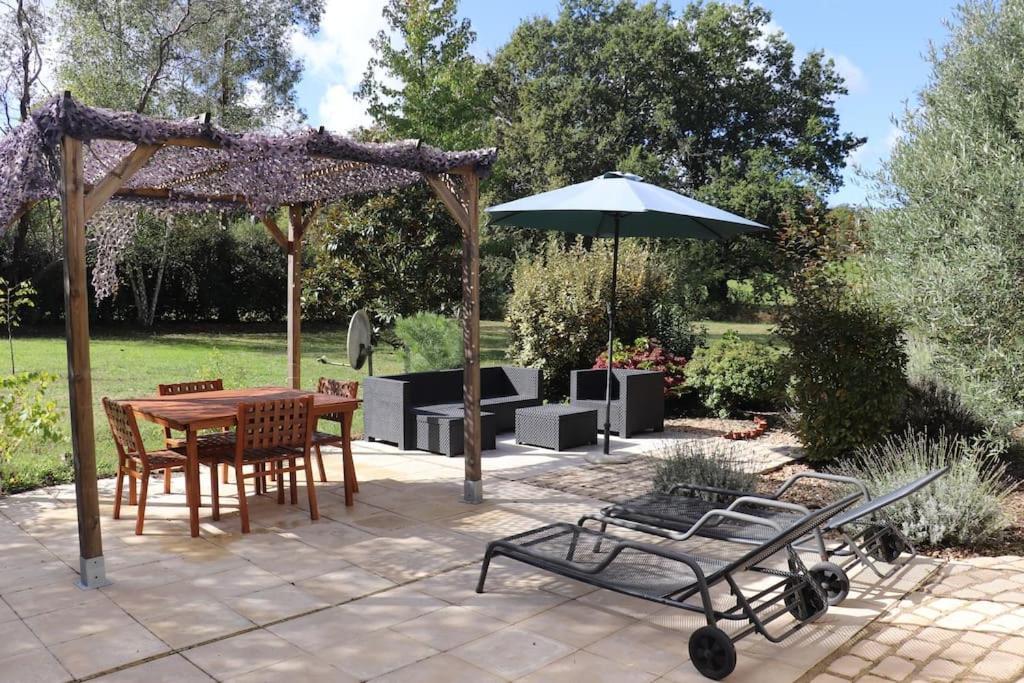 La Tour Du Perigord Villa Beaupouyet Екстериор снимка
